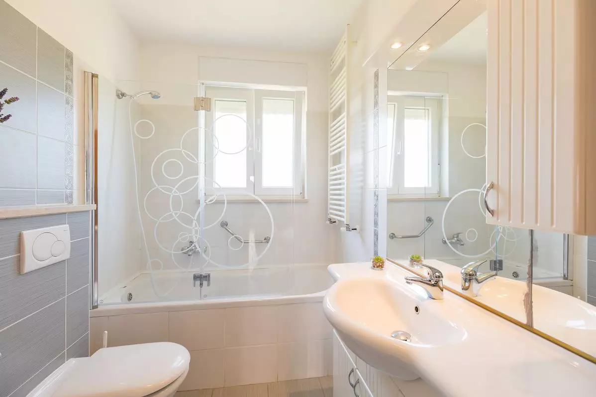 Apartments Barbara Novigrad Istria - bathroom